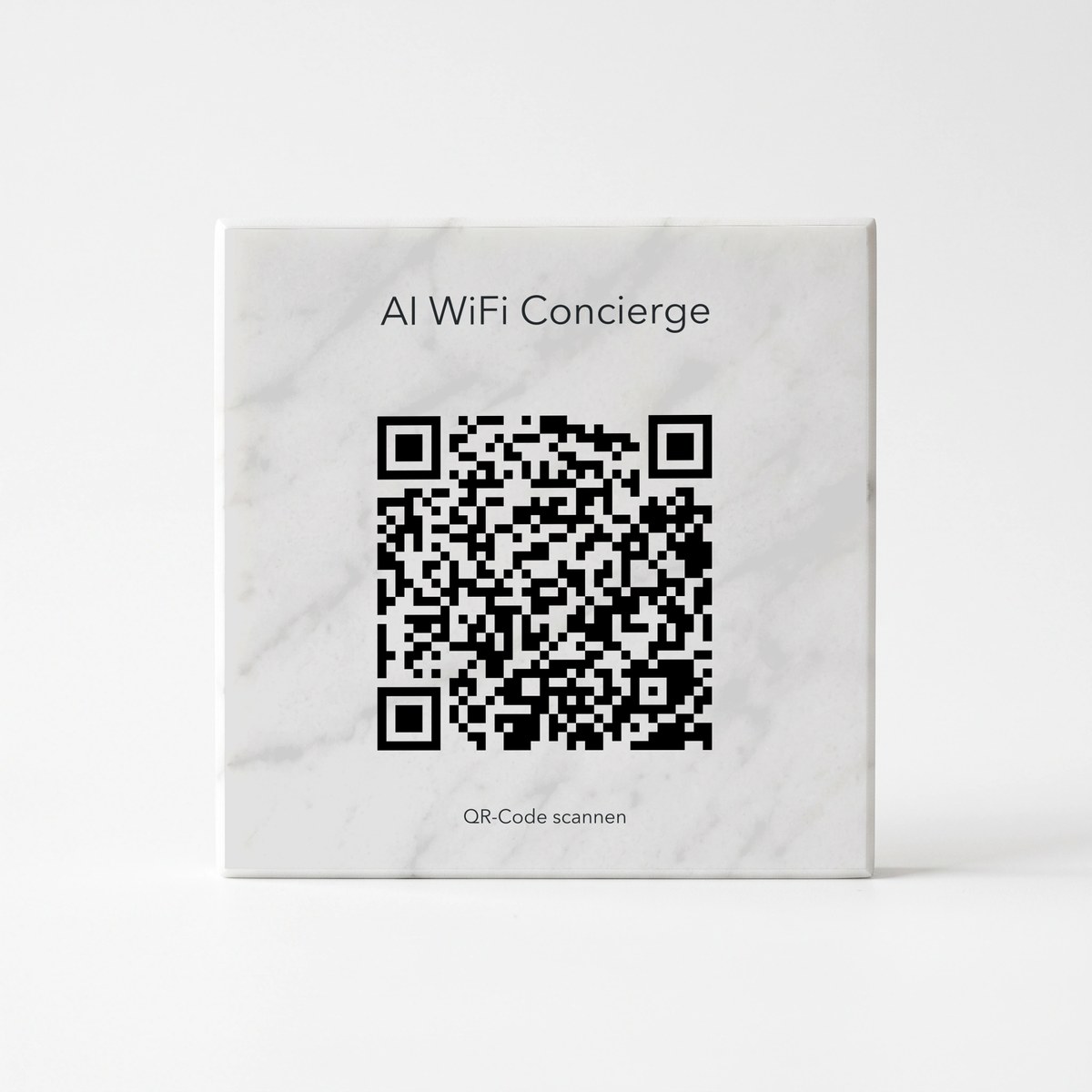 Schild „AI WiFi Concierge“ aus Marmor in der Nahaufnahme eines Luxushotels